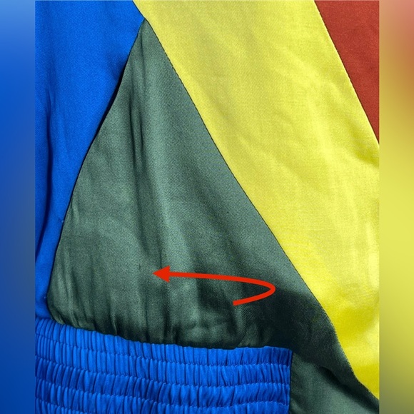 BCBG Color Blocked Satin Off Shoulder Bomber Jacket w/ Pockets Size Small - Picture 11 of 11